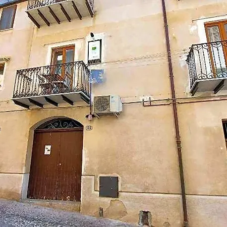 Hotel Mediterranea Sicilia- Casa Dei Normanni-costanza 4*