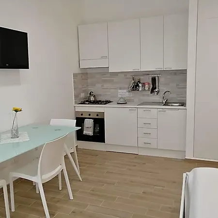 Mediterranea Sicilia- Casa Dei Normanni-costanza Cefalu